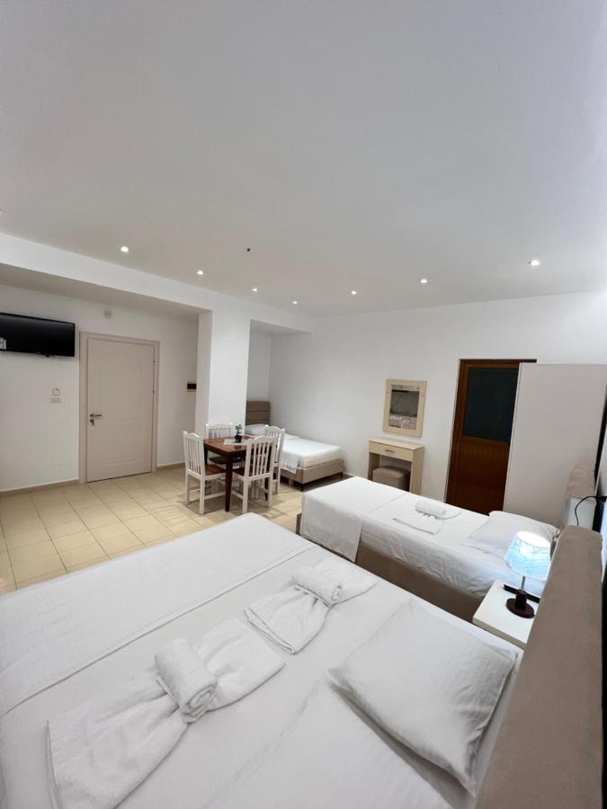 Hotel Moscopole Ksamil Ngoại thất bức ảnh