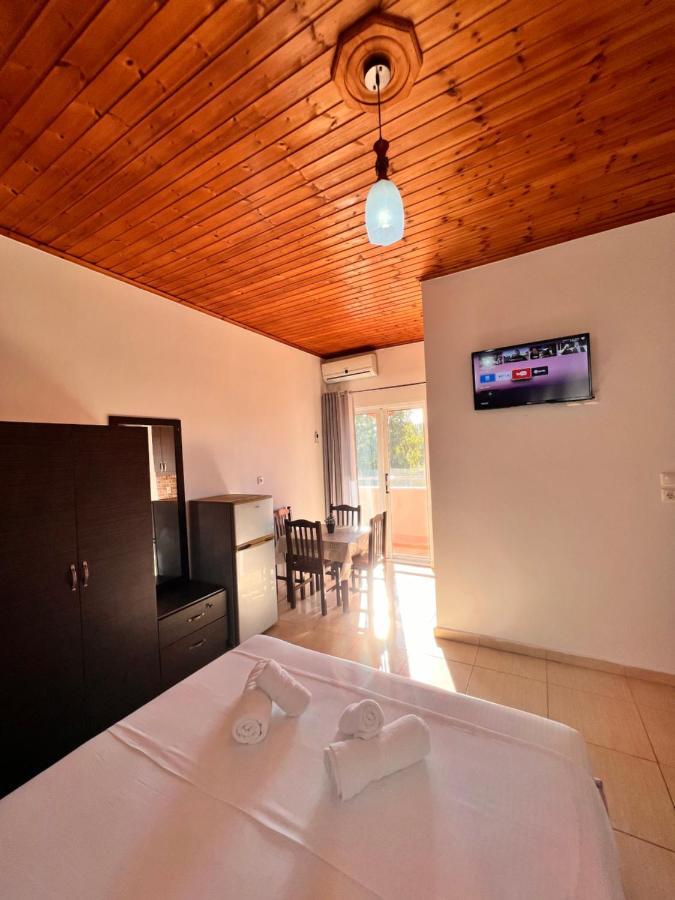 Hotel Moscopole Ksamil Ngoại thất bức ảnh