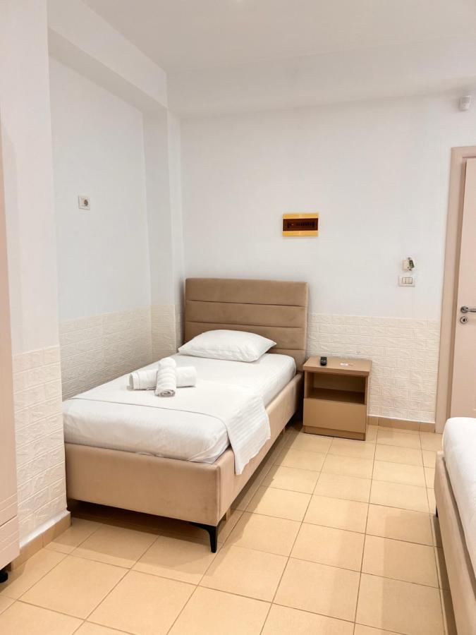 Hotel Moscopole Ksamil Ngoại thất bức ảnh