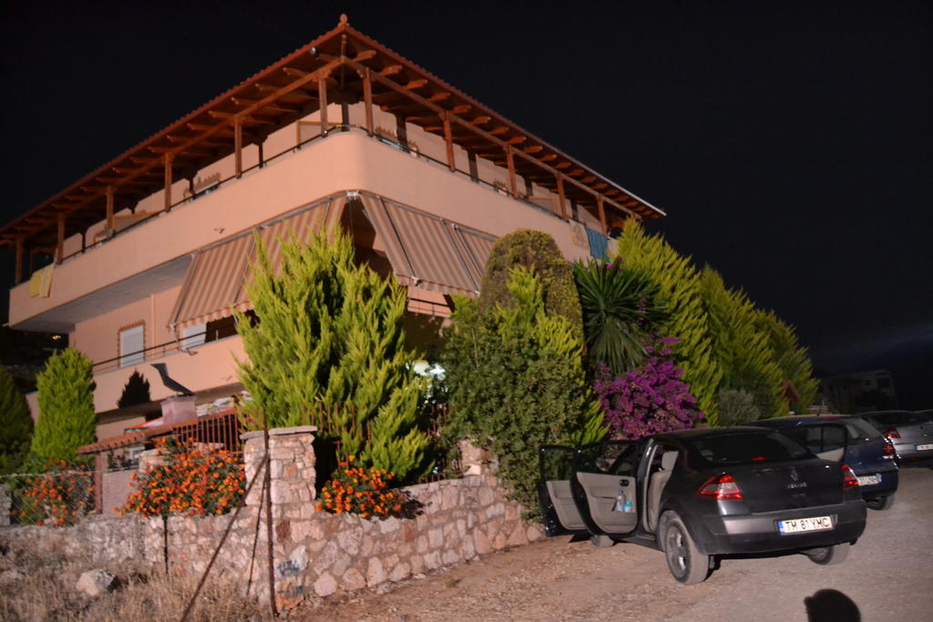 Hotel Moscopole Ksamil Ngoại thất bức ảnh